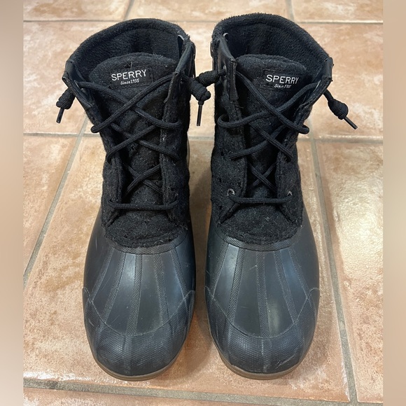 Women’s 9.5 black Sperry duck boots - Picture 1 of 6